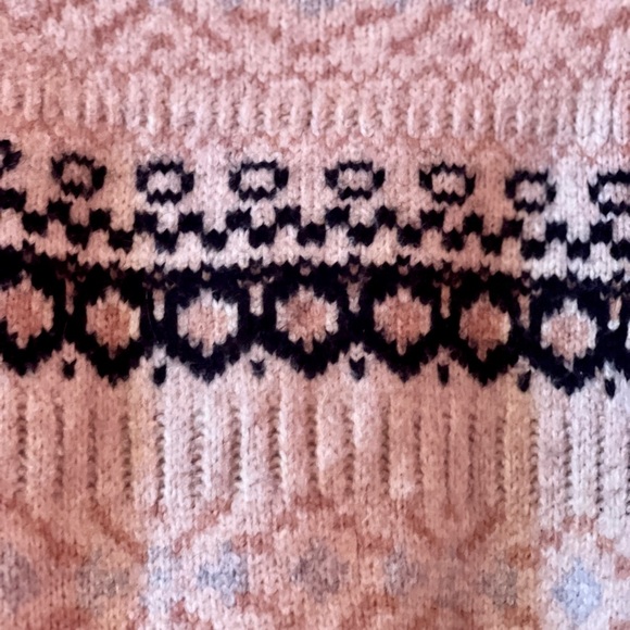ASTR the Label Maria Beige Fair Isle Sweater Swedish Sweater Size Small - Picture 9 of 10